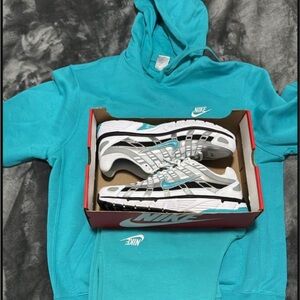 Nike Teal Hoodie and Sneakers Set